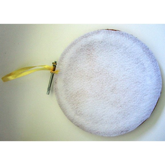 Vintage Needlepoint - Embroidery of Gold Angel - Round Hoop Frame - Nursery Wall - Picture 4 of 7